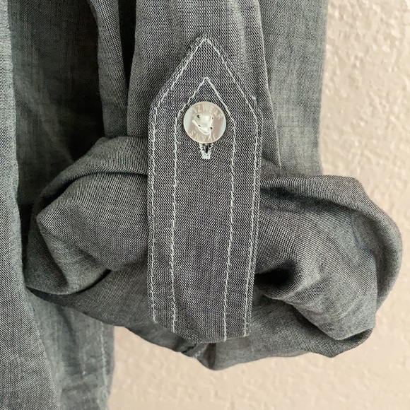 Liz Claiborne Gray Cotton Button Up tunic blouse - Picture 4 of 8